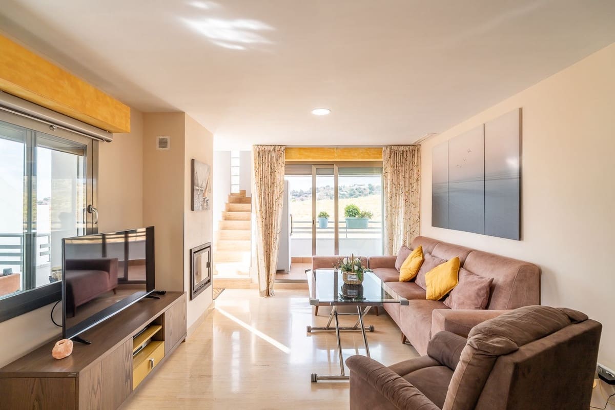 2 bedroom Penthouse for sale in La Cala de Mijas - € 357,000 (Ref: 9380645)