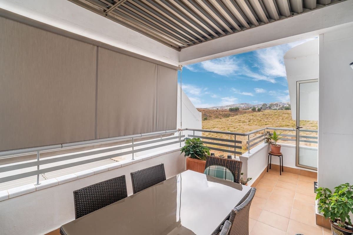 2 bedroom Penthouse for sale in La Cala de Mijas - € 357,000 (Ref: 9380645)