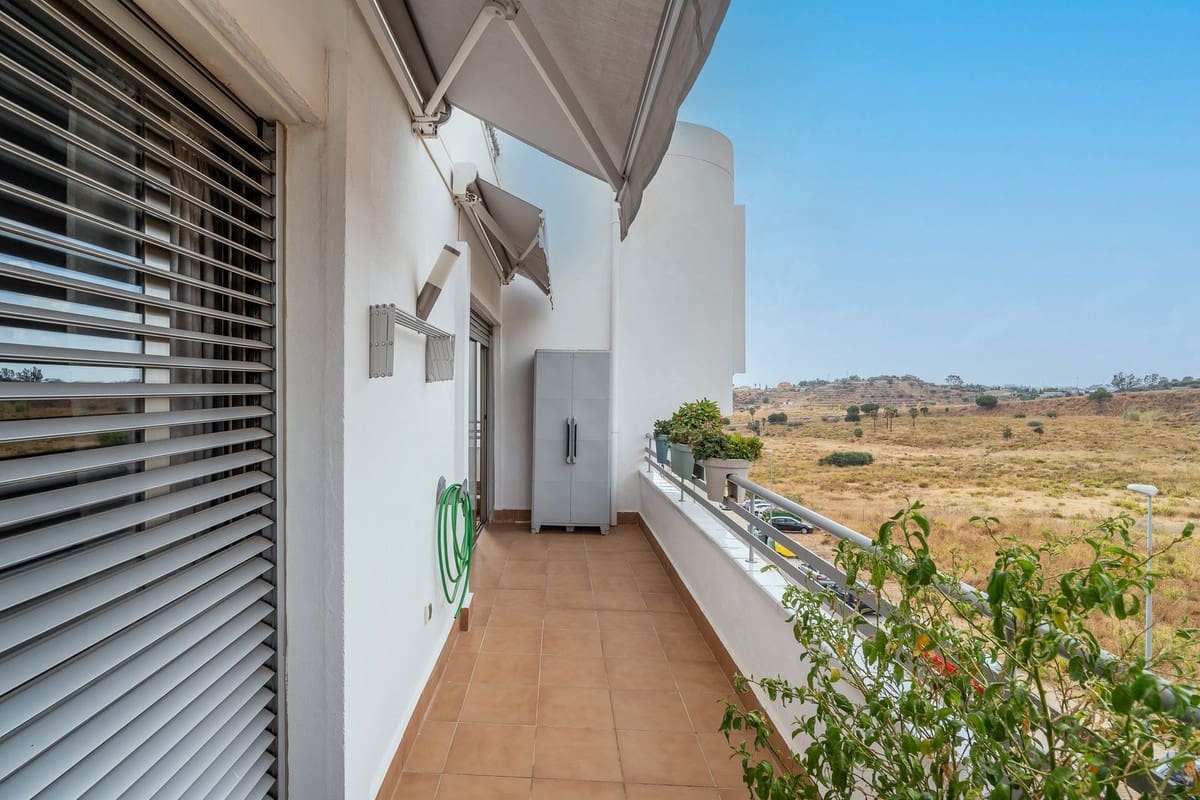 2 bedroom Penthouse for sale in La Cala de Mijas - € 357,000 (Ref: 9380645)