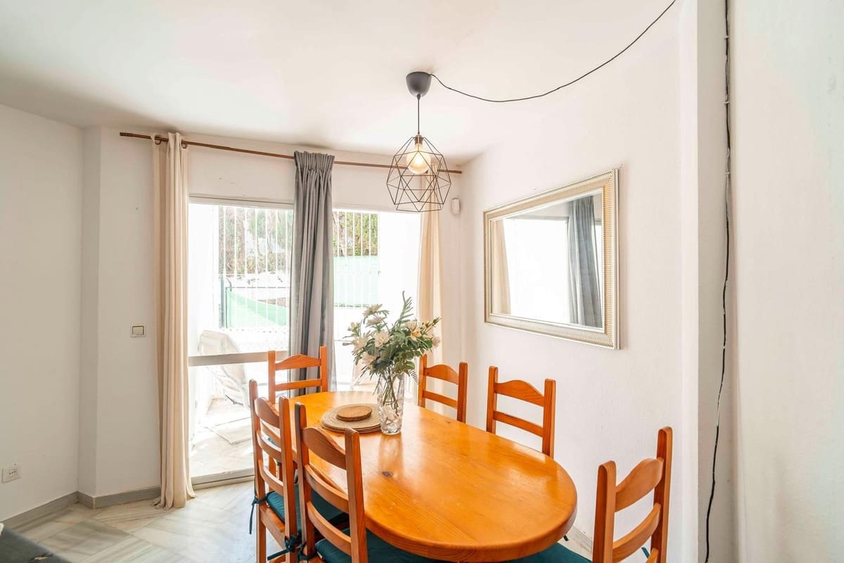 2 makuuhuone Huoneisto myytävänä paikassa Fuengirola - 265 000 € (Ref: 9380649)