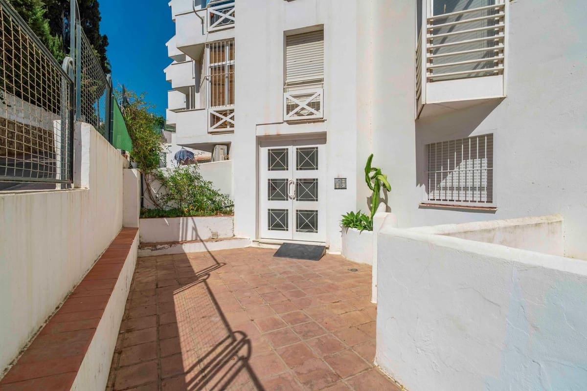 2 makuuhuone Huoneisto myytävänä paikassa Fuengirola - 265 000 € (Ref: 9380649)