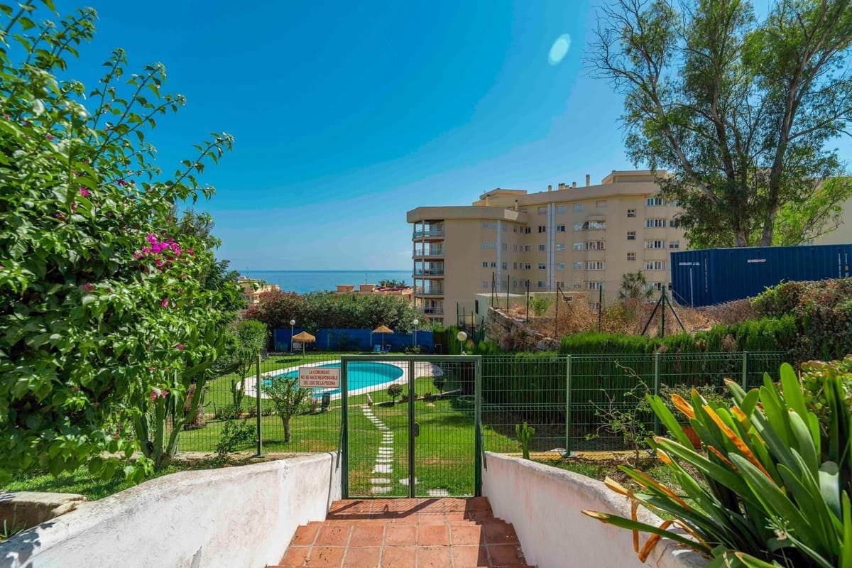 2 makuuhuone Huoneisto myytävänä paikassa Fuengirola - 265 000 € (Ref: 9380649)