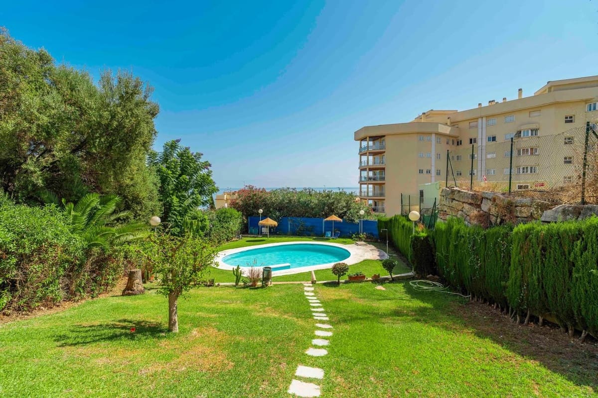 2 makuuhuone Huoneisto myytävänä paikassa Fuengirola - 265 000 € (Ref: 9380649)