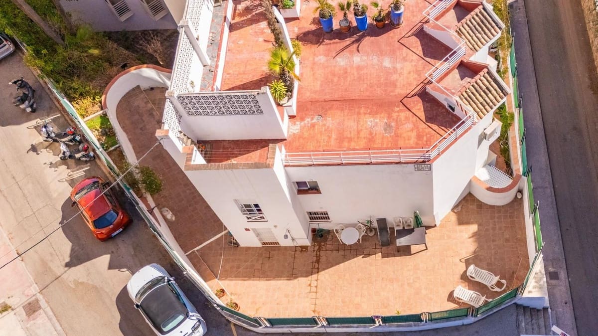 2 makuuhuone Huoneisto myytävänä paikassa Fuengirola - 265 000 € (Ref: 9380649)