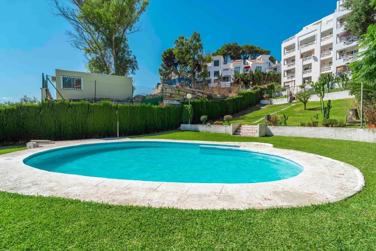 2 makuuhuone Huoneisto myytävänä paikassa Fuengirola - 265 000 € (Ref: 9380649)