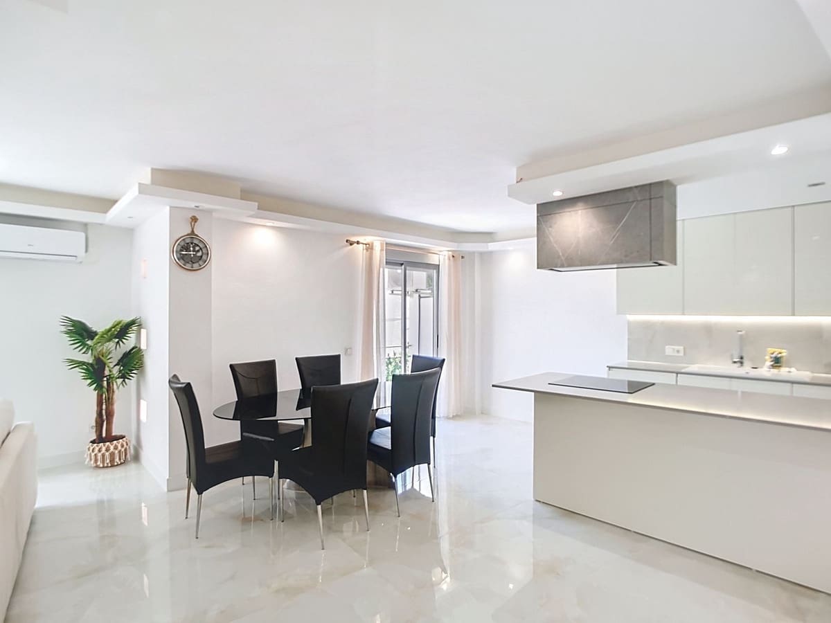 3 quarto Apartamento para venda em Estepona - 490 000 € (Ref: 9380653)