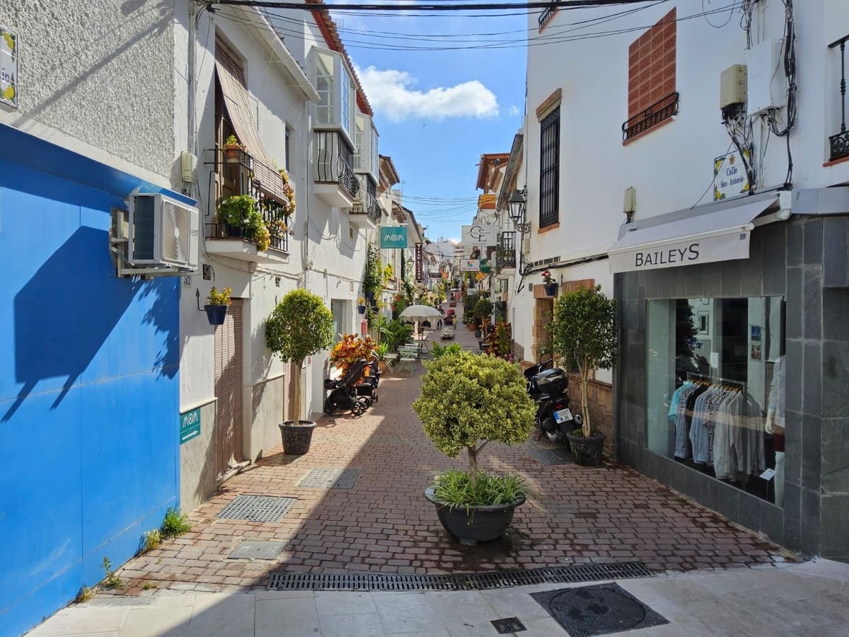 3 quarto Apartamento para venda em Estepona - 490 000 € (Ref: 9380653)