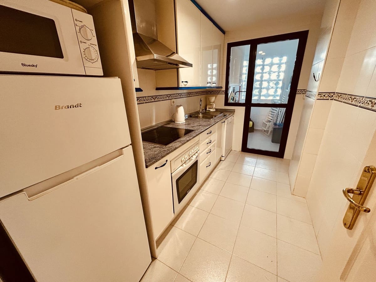 3 camera da letto Appartamento in vendita in La Duquesa / Puerto de la Duquesa - 365.000 € (Rif: 9380664)