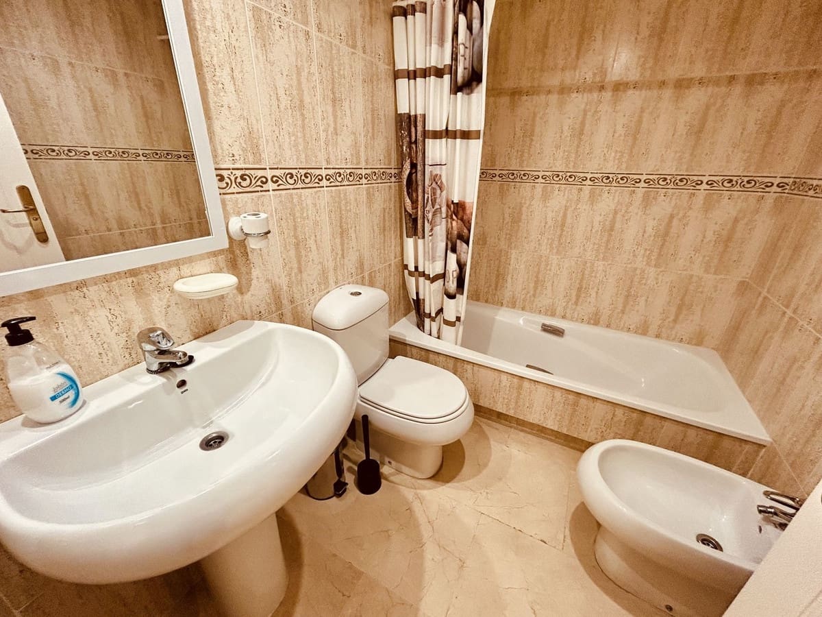 3 camera da letto Appartamento in vendita in La Duquesa / Puerto de la Duquesa - 365.000 € (Rif: 9380664)