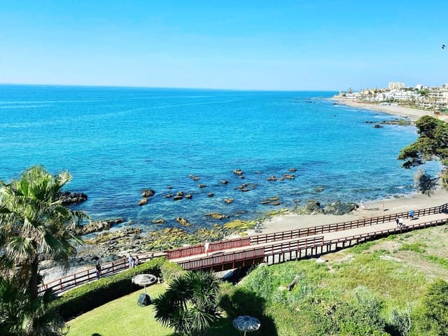 2 soverom Leilighet til salgs i Riviera del Sol, Mijas - € 775 000 (Ref: 9380666)