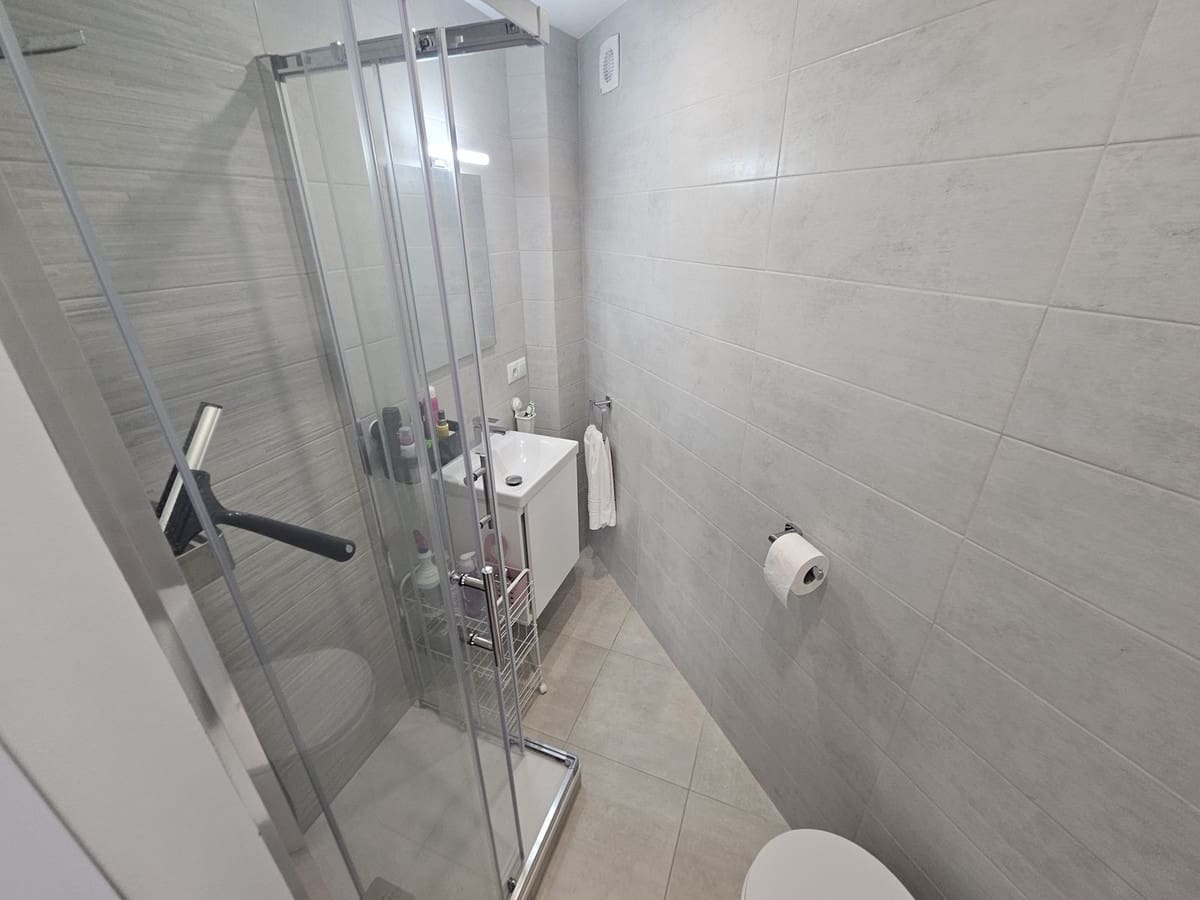 Apartamento de 2 habitaciones en Calahonda en venta - 351.500 € (Ref: 9380671)