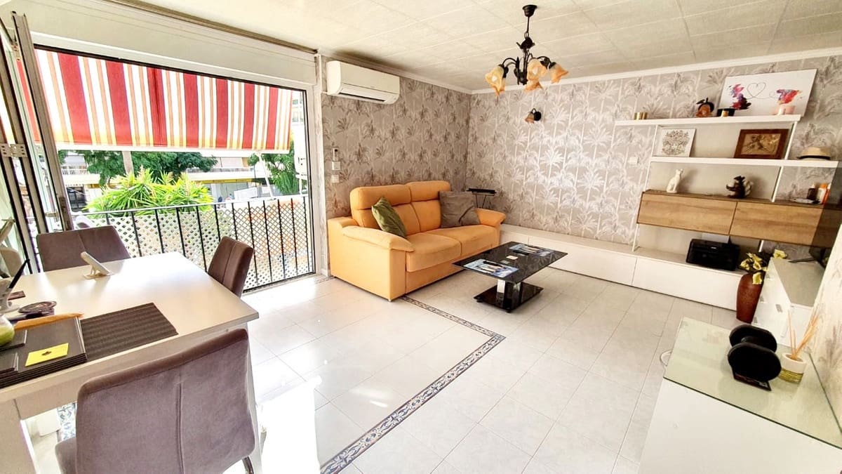 1 bedroom Apartment for sale in Fuengirola - € 210,000 (Ref: 9380672)
