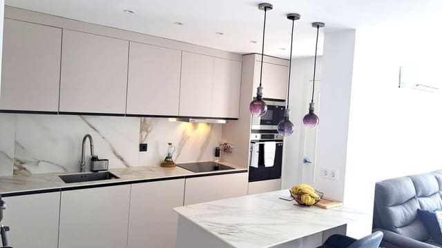 3 quarto Apartamento para venda em Castillo Sohail, Fuengirola - 469 000 € (Ref: 9380674)