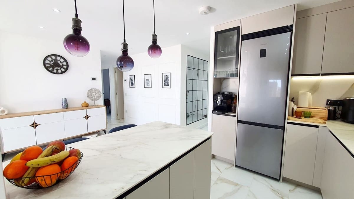 Apartamento de 3 habitaciones en Fuengirola en venta - 469.000 € (Ref: 9380674)