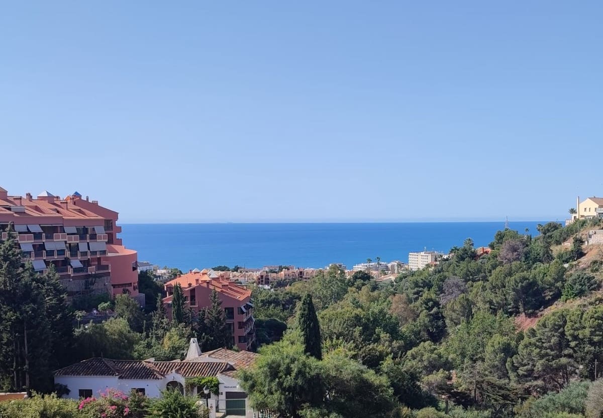 4 soveværelse Penthouse til salg i Fuengirola med garage - € 580.000 (Ref: 9380679)