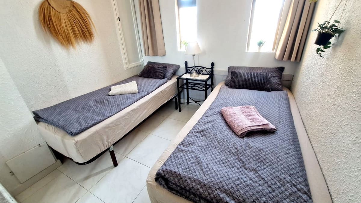 Apartamento de 1 habitación en Fuengirola en venta - 379.000 € (Ref: 9380680)