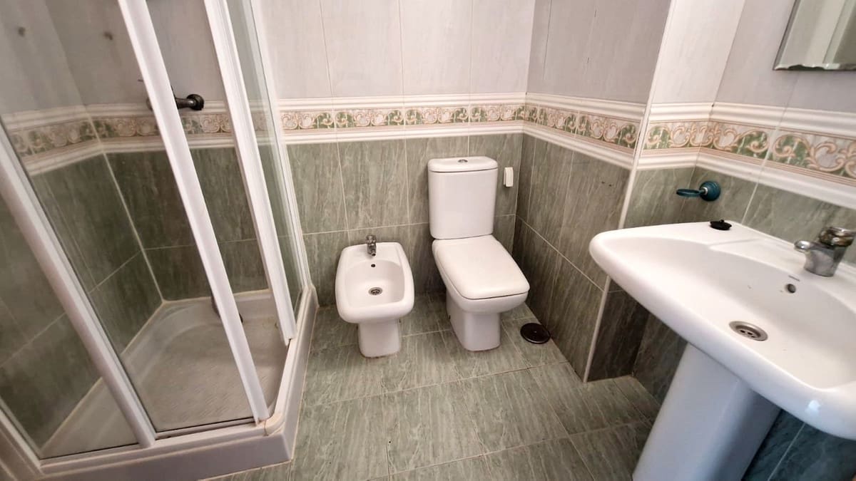 2 bedroom Penthouse for sale in Fuengirola - € 359,000 (Ref: 9380681)