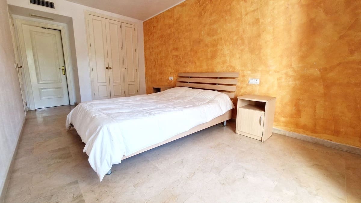 2 quarto Apartamento para venda em Mijas Golf - 315 000 € (Ref: 9380684)