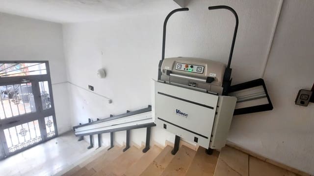 3 soverom Leilighet til salgs i Castillo Sohail, Fuengirola - € 295 000 (Ref: 9380685)