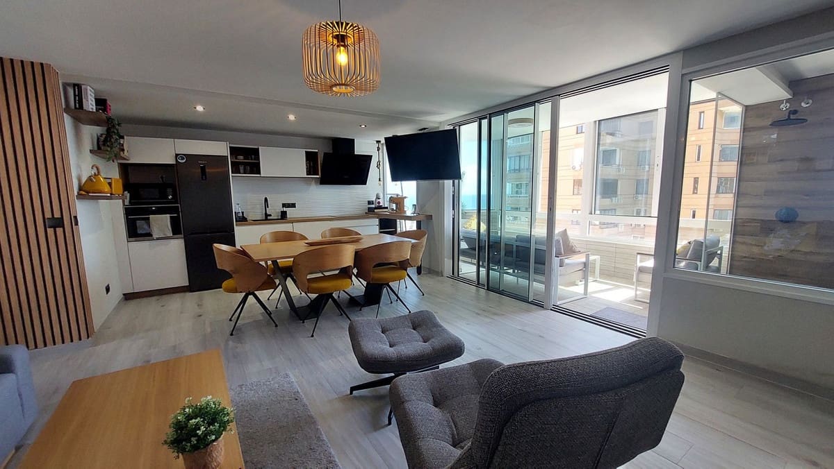 Apartamento de 2 habitaciones en Fuengirola en venta - 475.000 € (Ref: 9380686)