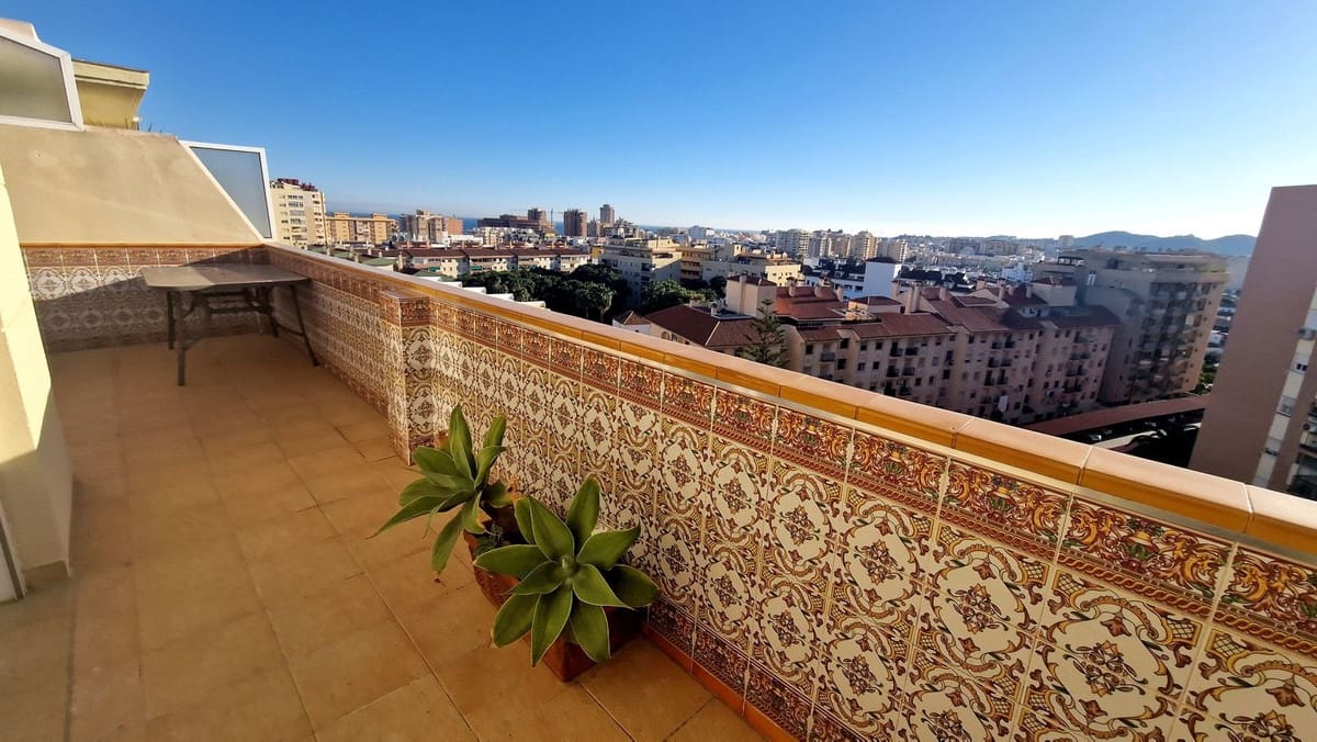 Ático de 4 habitaciones en Fuengirola en venta - 449.000 € (Ref: 9380687)