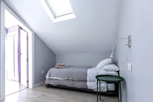 2 bedroom Penthouse for sale in Castillo Sohail, Fuengirola - € 350,000 (Ref: 9380688)