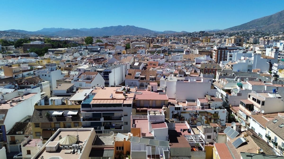 2 quarto Apartamento para venda em Fuengirola - 389 000 € (Ref: 9380690)