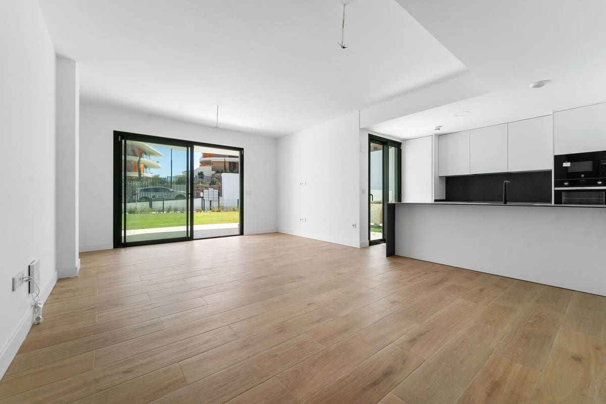 3 bedroom Apartment for sale in Fuengirola - € 495,000 (Ref: 9380695)