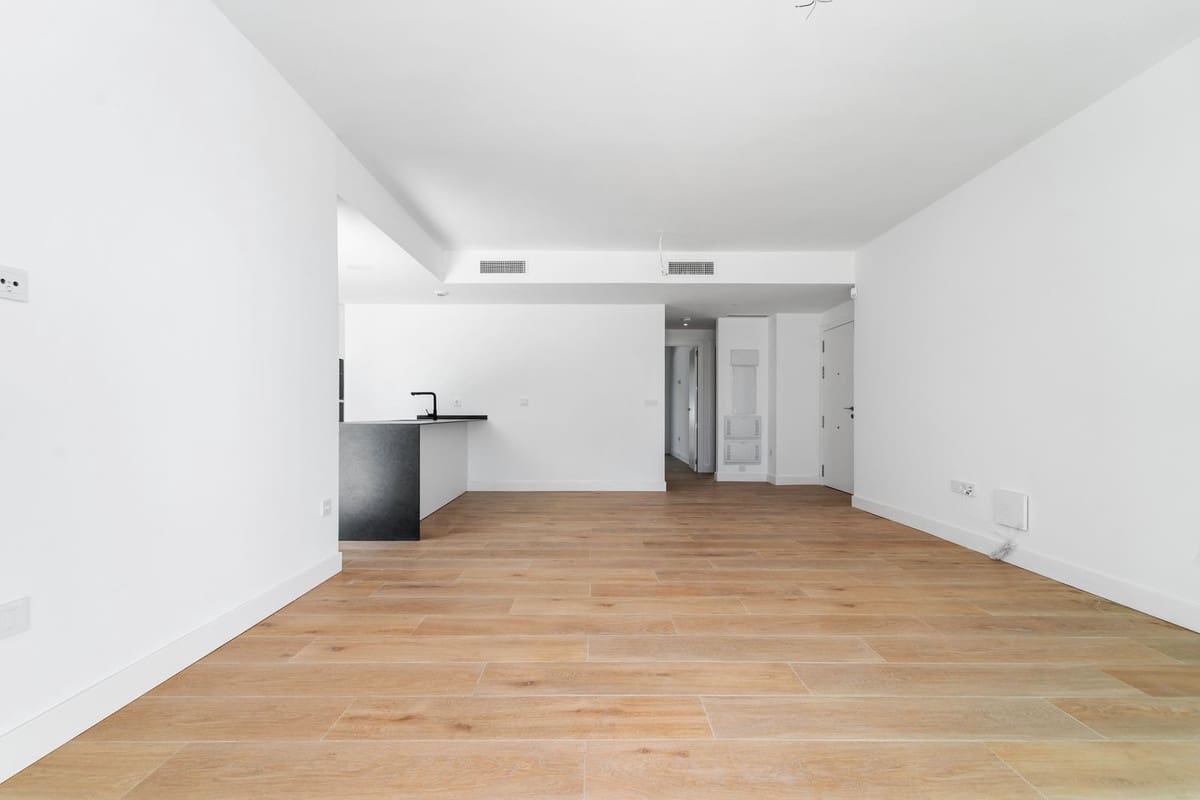 3 bedroom Apartment for sale in Fuengirola - € 495,000 (Ref: 9380695)