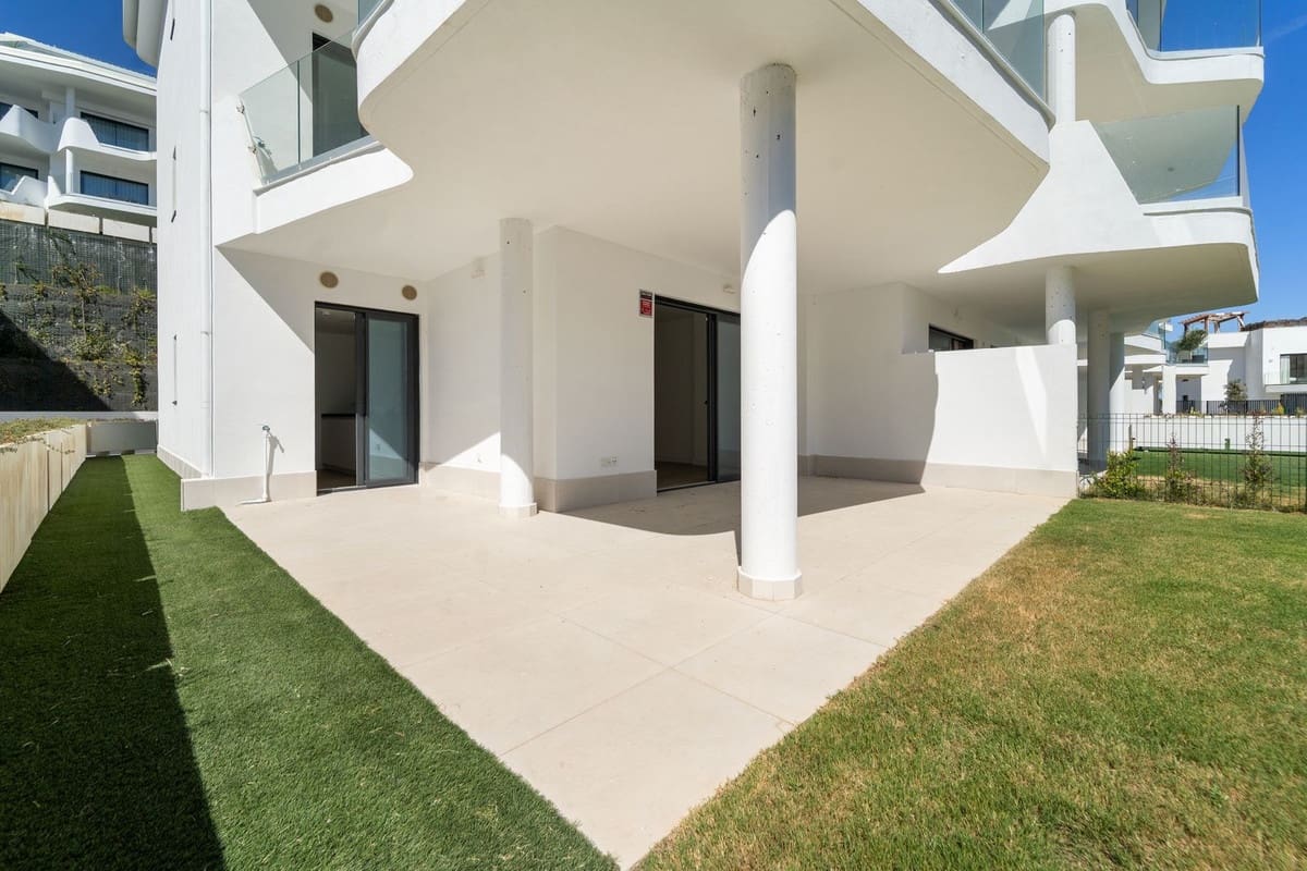 3 bedroom Apartment for sale in Fuengirola - € 495,000 (Ref: 9380695)