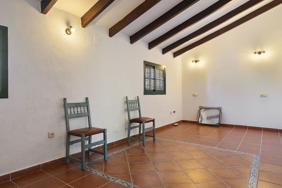 5 bedroom Villa for sale in Mijas - € 1,195,000 (Ref: 9380697)