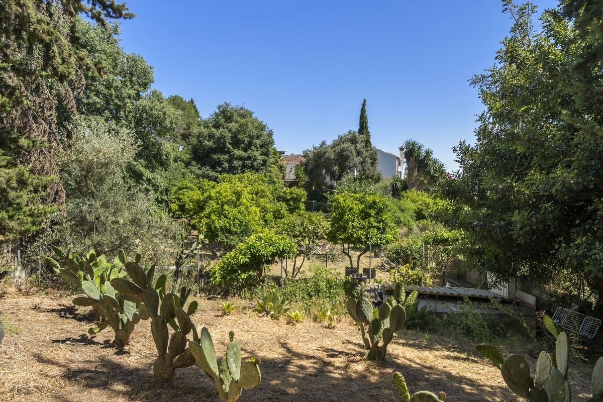 5 bedroom Villa for sale in Mijas - € 1,195,000 (Ref: 9380697)