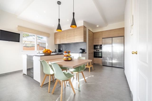 4 sovrum Villa till salu i El Candado, Málaga stad - 1 280 000 € (Ref: 9380700)