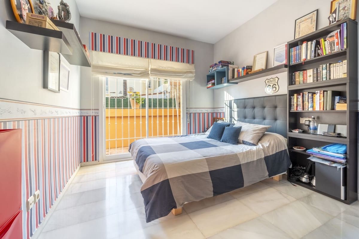 4 slaapkamer Villa te koop in Malaga stad - € 1.280.000 (Ref: 9380700)