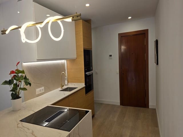 3 quarto Apartamento para venda em Castillo Sohail, Fuengirola - 435 000 € (Ref: 9380703)