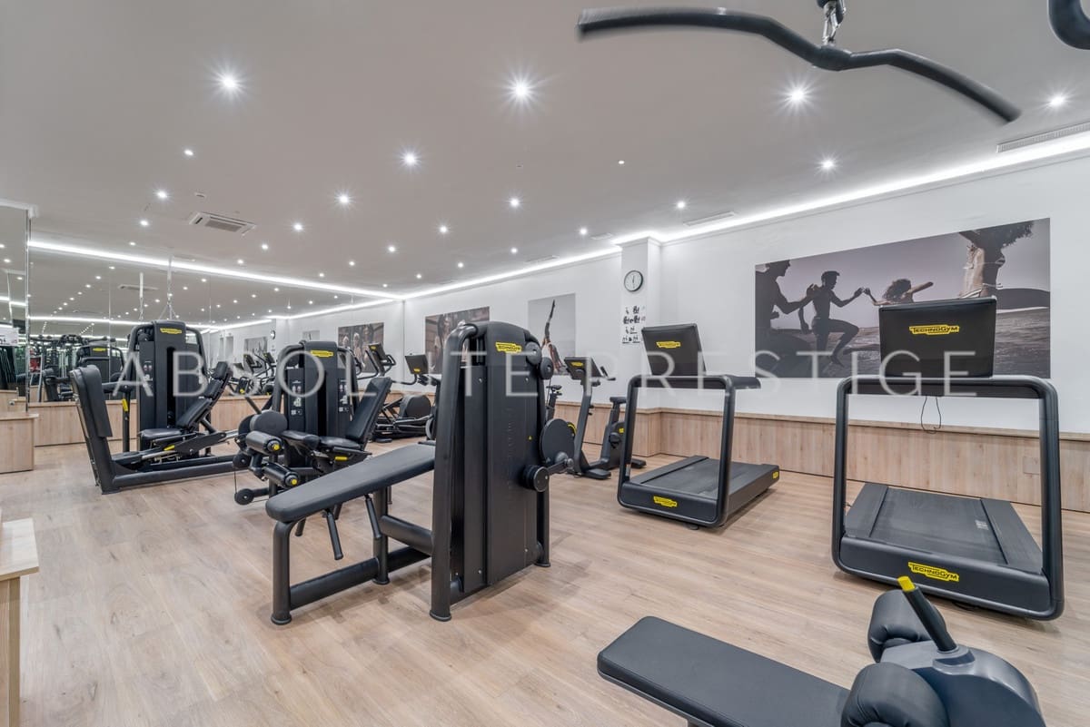 3 quarto Apartamento para venda em Puerto Banus - 2 500 000 € (Ref: 9380705)