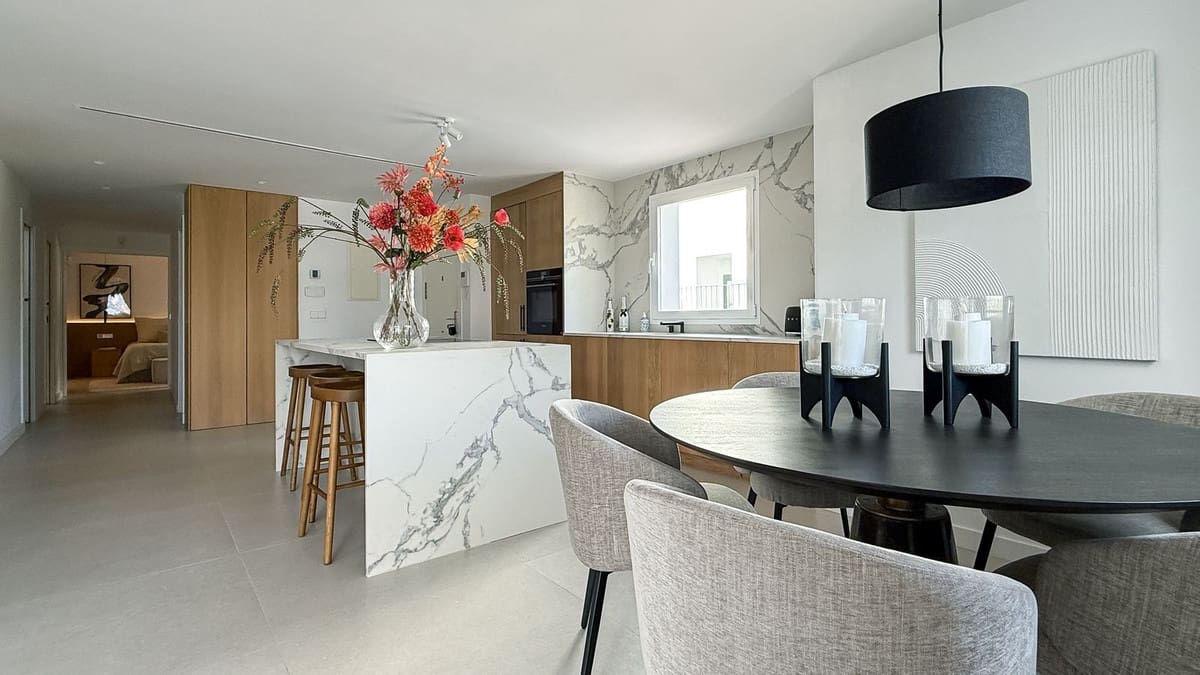 3 quarto Penthouse para venda em Nueva Andalucia - 1 250 000 € (Ref: 9380708)