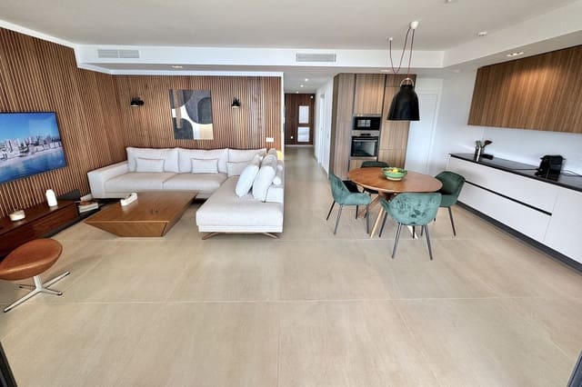 3 soveværelse Penthouse til salg i Benalmadena Costa, Benalmádena - € 1.295.000 (Ref: 9383551)