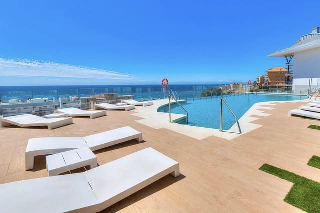 3 soveværelse Penthouse til salg i Benalmadena Costa, Benalmádena - € 1.295.000 (Ref: 9383551)
