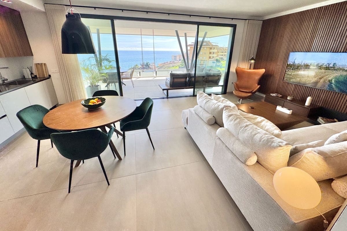 3 soveværelse Penthouse til salg i Benalmadena Costa - € 1.295.000 (Ref: 9383551)