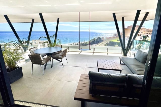 Ático de 3 habitaciones en Solymar, Benalmádena en venta - 1.295.000 € (Ref: 9383551)