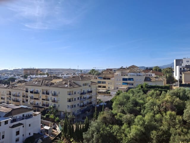 3 quarto Penthouse para venda em Centro, Estepona - 545 000 € (Ref: 9383552)