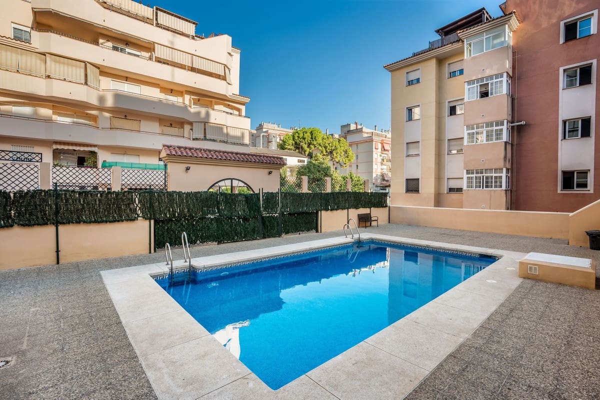 3 soverom Penthouse til salgs i Estepona - € 545 000 (Ref: 9383552)