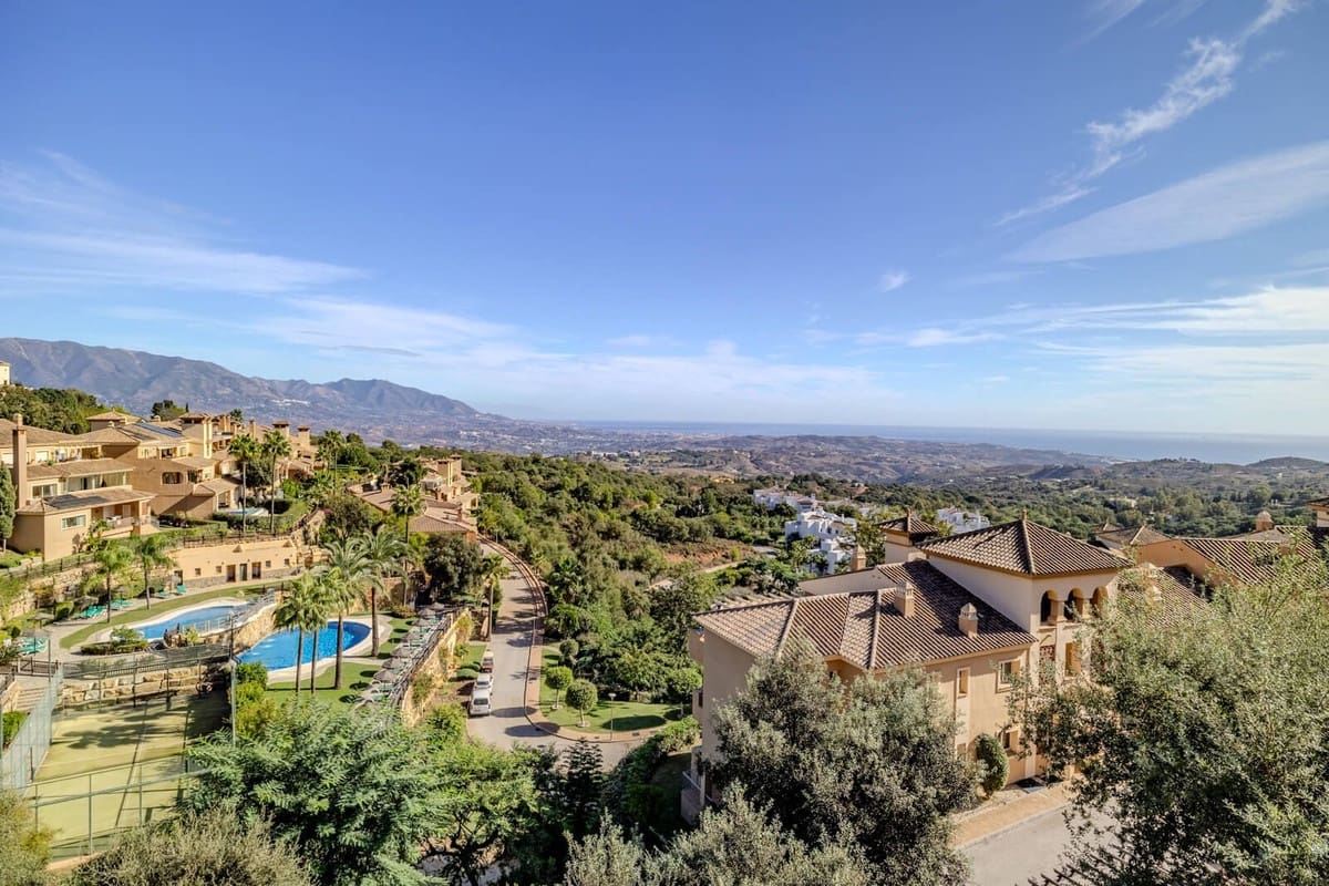 3 bedroom Penthouse for sale in La Mairena - € 435,000 (Ref: 9386748)