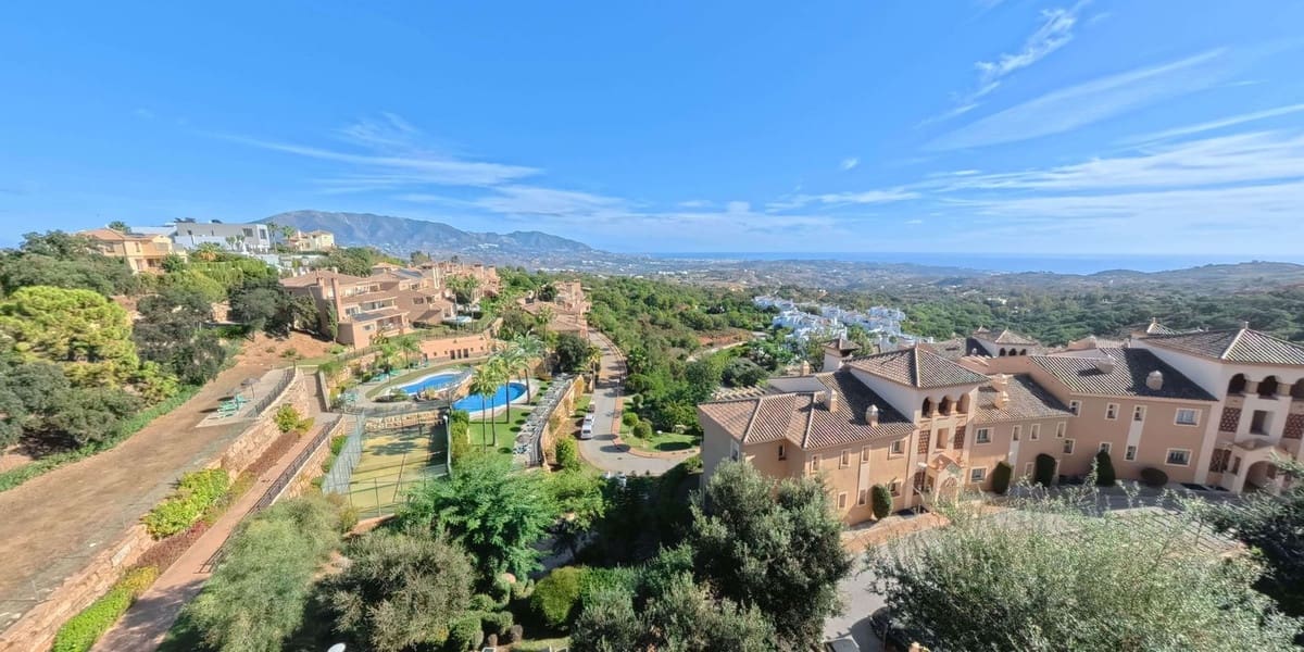 3 bedroom Penthouse for sale in La Mairena - € 435,000 (Ref: 9386748)