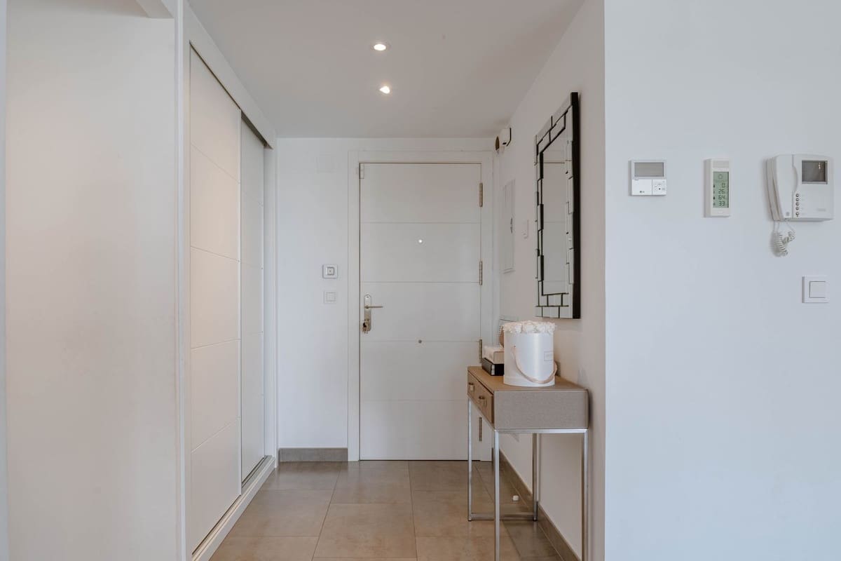 2 soverom Leilighet til salgs i Estepona - € 549 000 (Ref: 9386771)