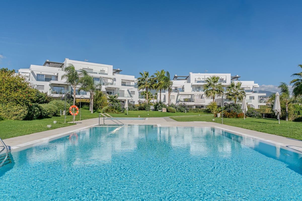 2 soverom Leilighet til salgs i Estepona - € 549 000 (Ref: 9386771)