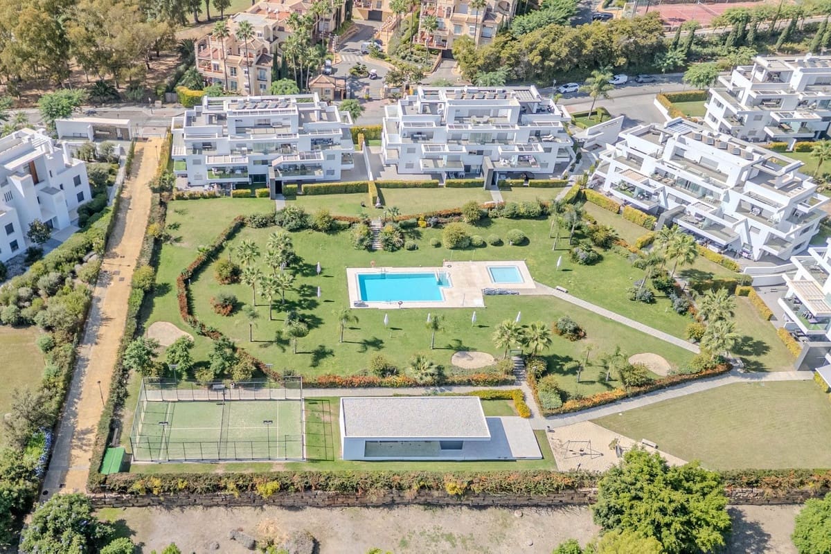 2 soverom Leilighet til salgs i Estepona - € 549 000 (Ref: 9386771)