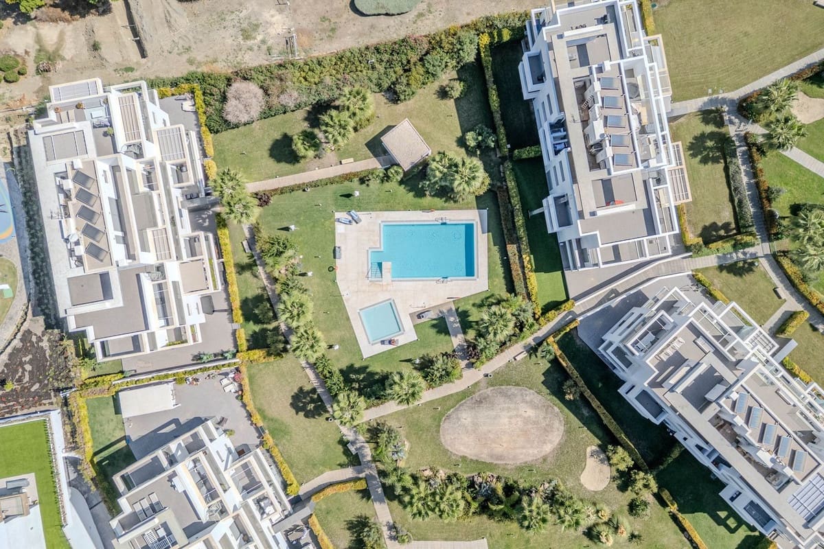 2 soverom Leilighet til salgs i Estepona - € 549 000 (Ref: 9386771)