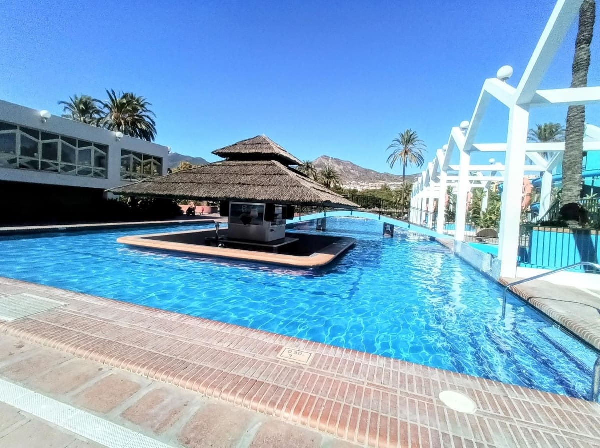 Studio til salg i Benalmadena Costa - € 266.000 (Ref: 9386772)